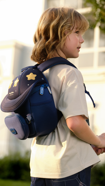 Mochila infantil azul con estrellas amarillas Zoy Zoii para niños y niñas