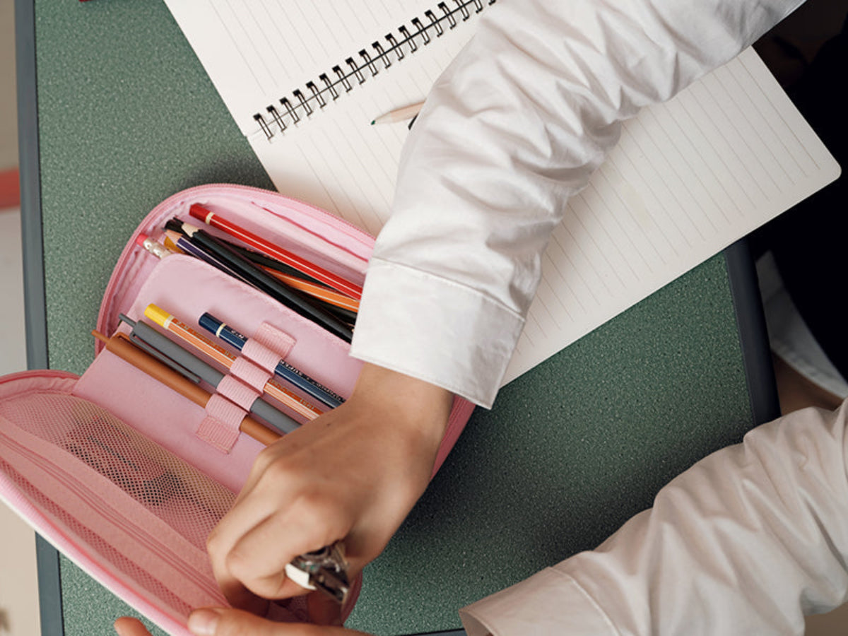 Estuche escolar infantil Zoy Zoii con diseño de cereza