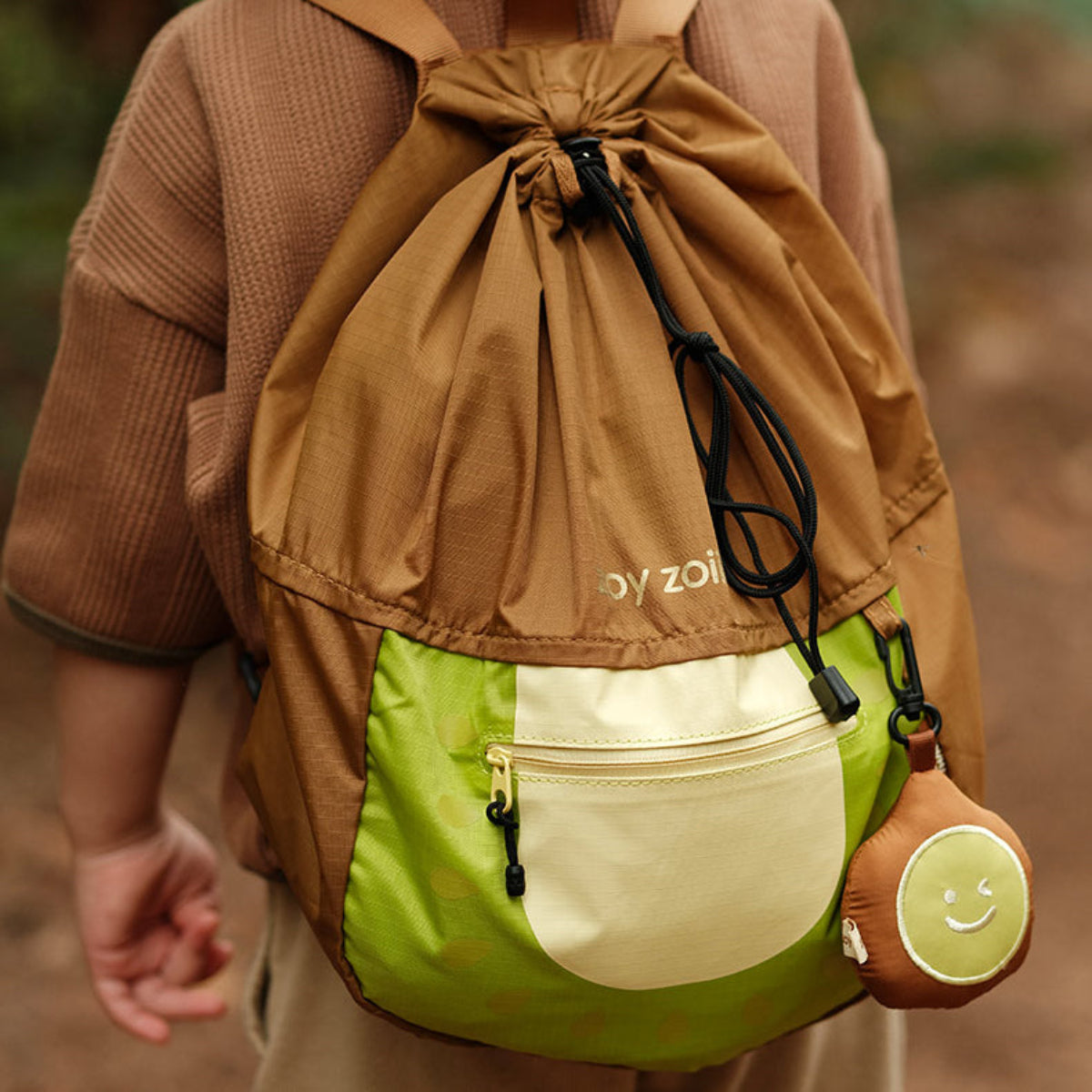 Mochila escolar creativa con diseño de fruta aguacate