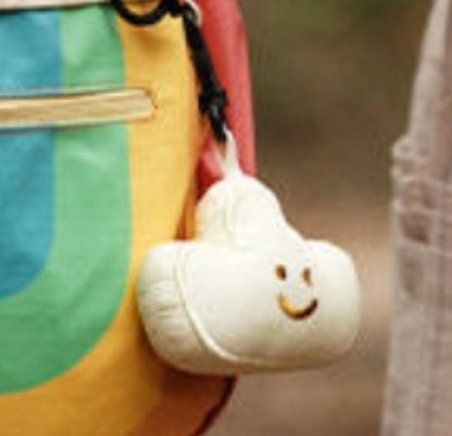 Mochila divertida en colores vivos con nube sonriente