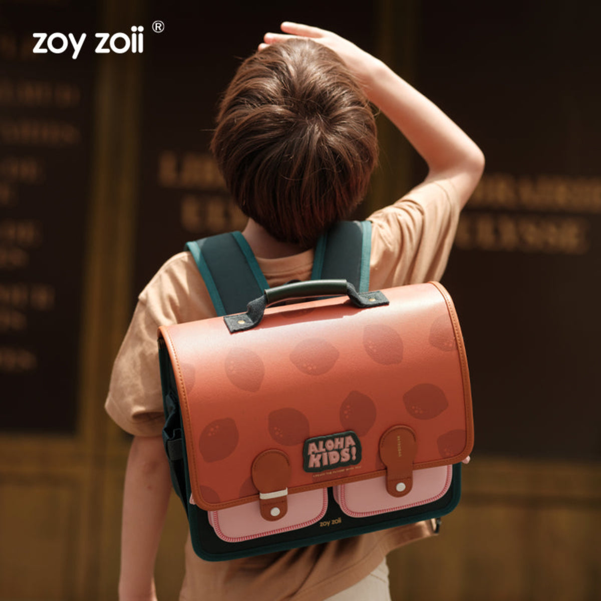 Mochila preescolar Zoy Zoii en colores rojo y rosa