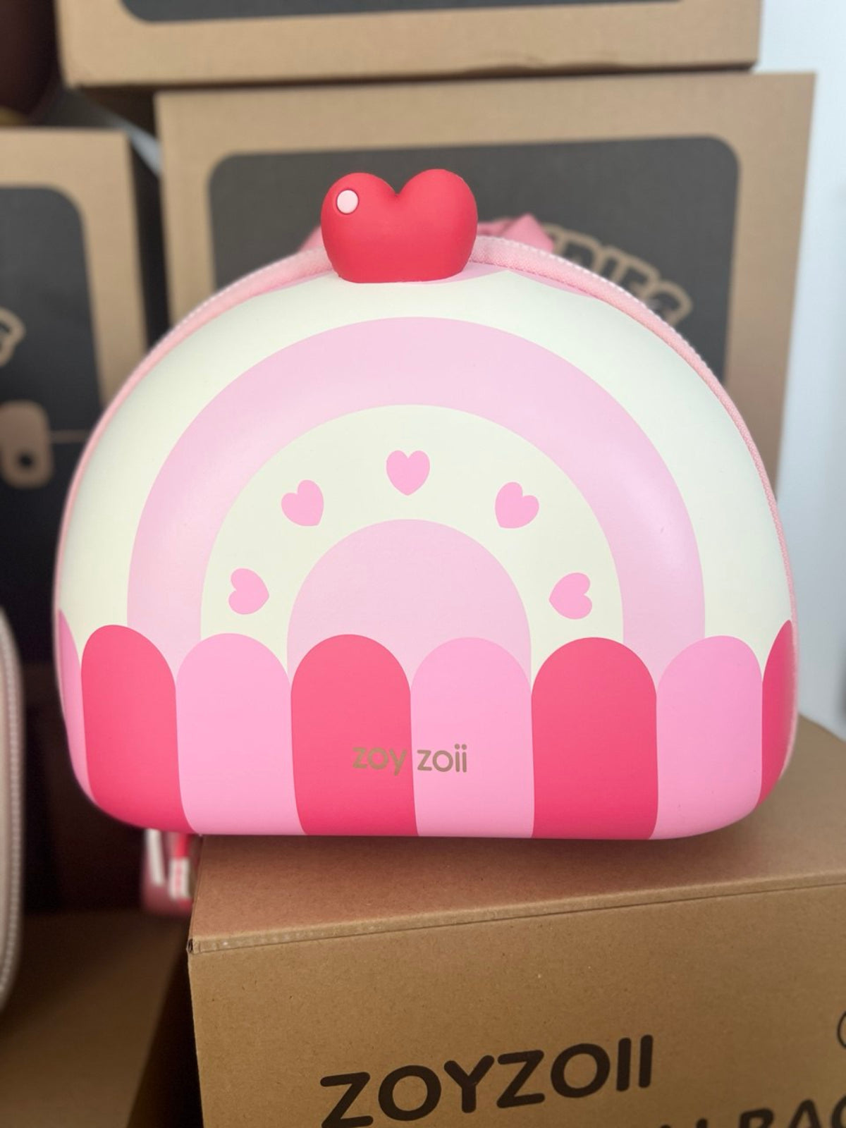 Mochila infantil Zoy Zoii de corazones cómoda y resistente