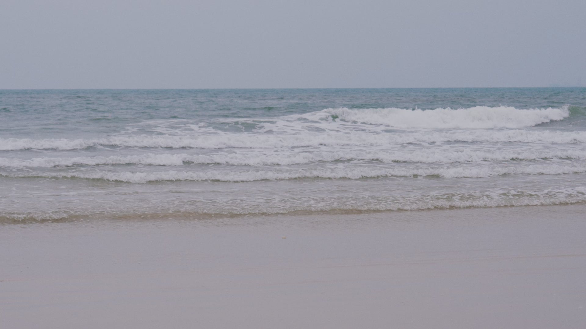 Mochila escolar infantil con diseño avocado y smile