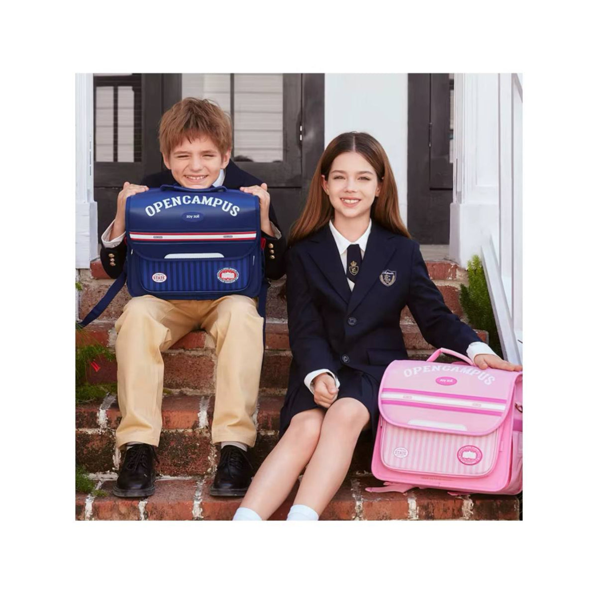 Zoy Zoii mochila escolar azul marino para niños, modelo OpenCampus con diseño a rayas, correas acolchadas y bolsillos prácticos, ideal para uso diario en el colegio